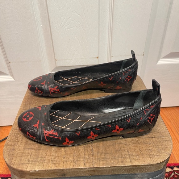 LOUIS VUITTON BLACK RED MONOGRAM REVIVAL BALLERINA FLAT SHOES 36.5 - Picture 2 of 12